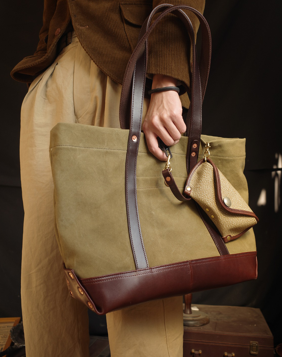 Commuter Tote Bag